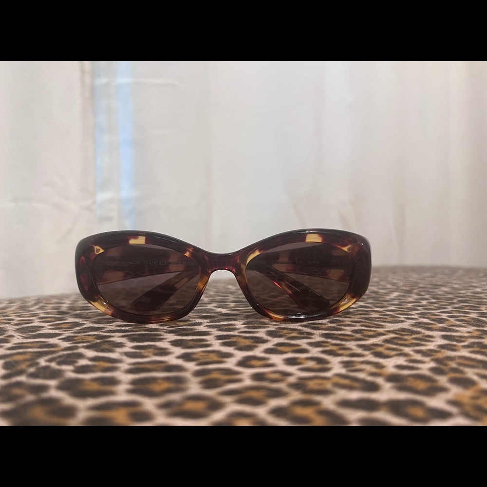 Gucci Round Tortoiseshell Sunglasses